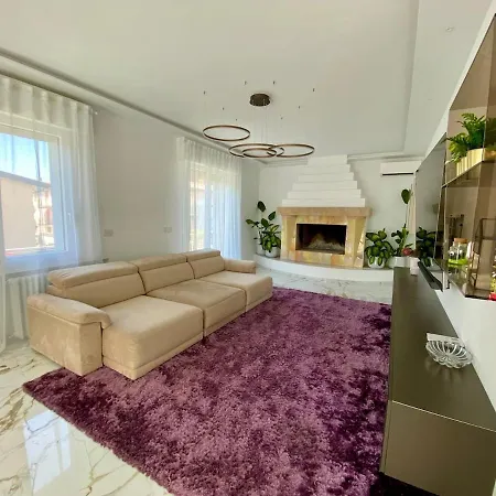 Apartment Glicine