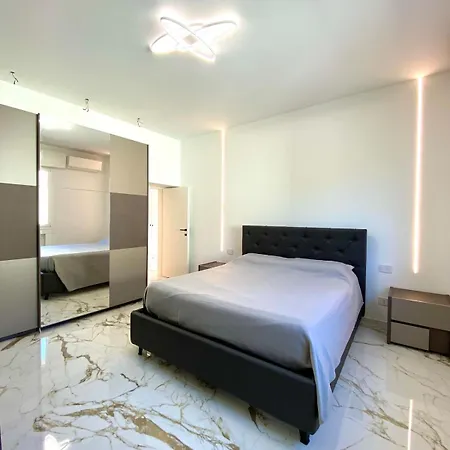 Glicine Apartment